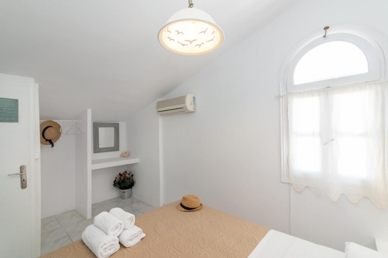 Kamara Apartment Tinos ภายนอก รูปภาพ